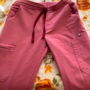 XS tall yolo quartz scrubs. These are the older version from a year ago.